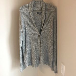Eddie Bauer Ribbed Cardigan w/ Button